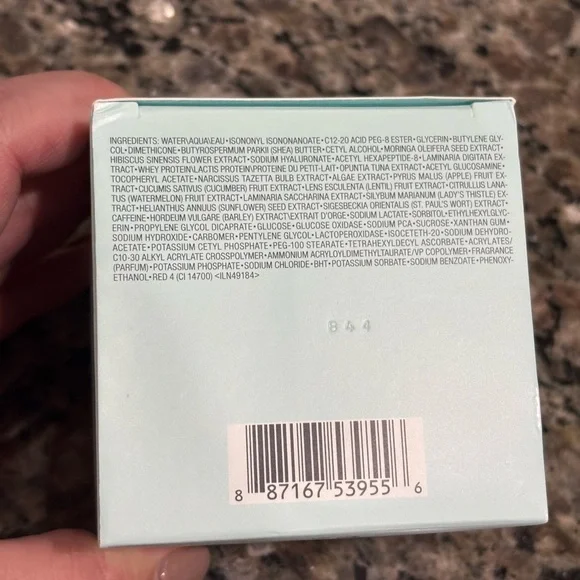 Estee Lauder Revitalizing Supreme+ Youth Power Soft Creme - Cream - Picture 3 of 5